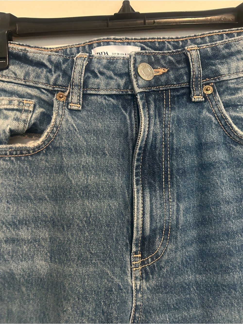 Zara Women Jeans size 6 Straight Dark Blue Denim - wear to work - school - Picture 3 of 5